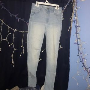 High Waisted Lightwash jeans